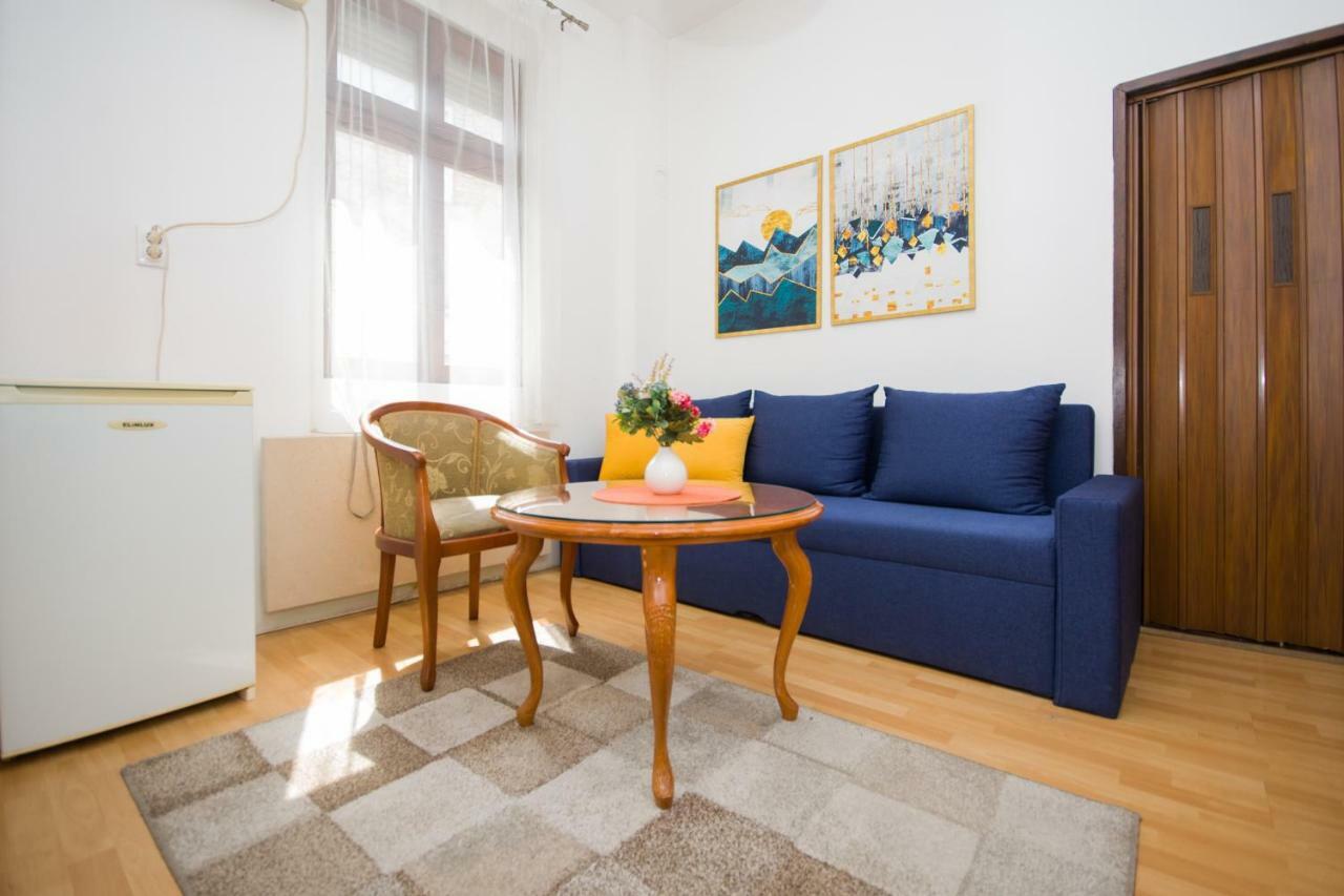 Downtown Star Apartment Beograd Eksteriør billede